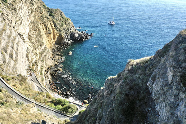 Baia di Sorgeto, terme naturali a Forio d'Ischia
