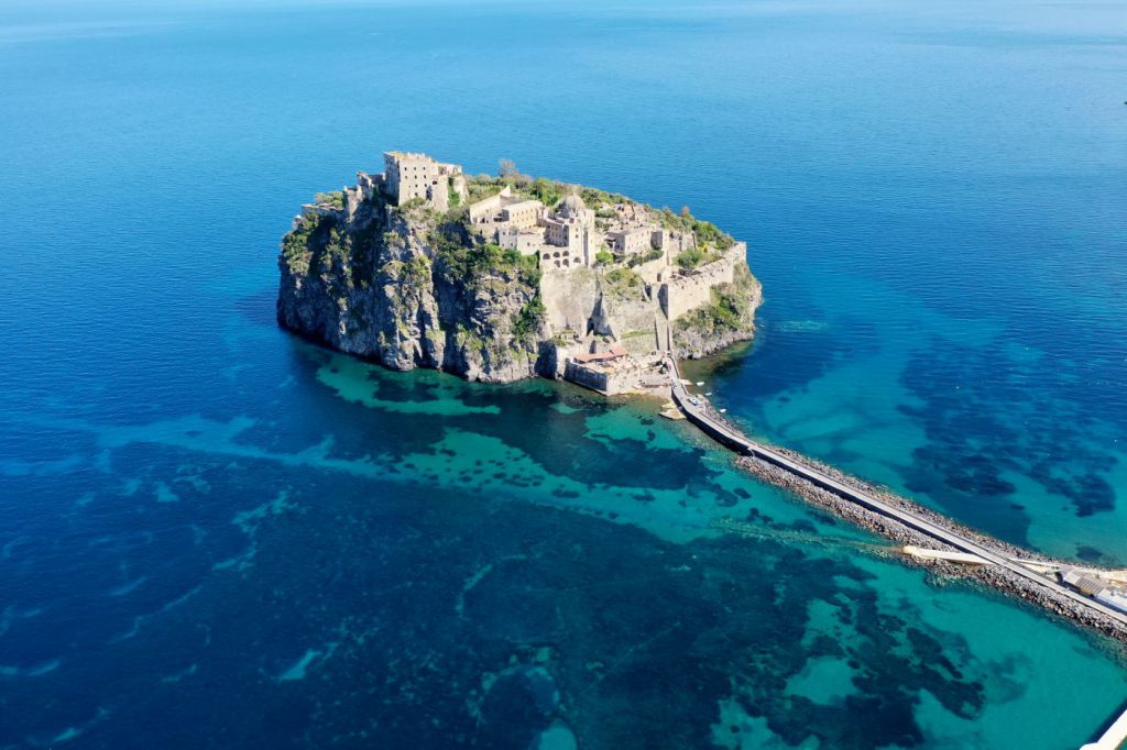 Il Castello Aragonese